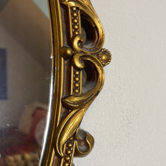 Vintage Syroco Style Resin Oval Gold Ornate Mirror MCM - Picture 4 of 9